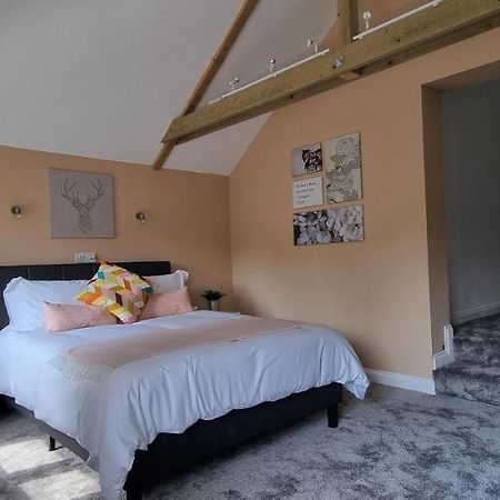 Walnut Tree View Villa อ็อกซ์ฟอร์ด ภายนอก รูปภาพ