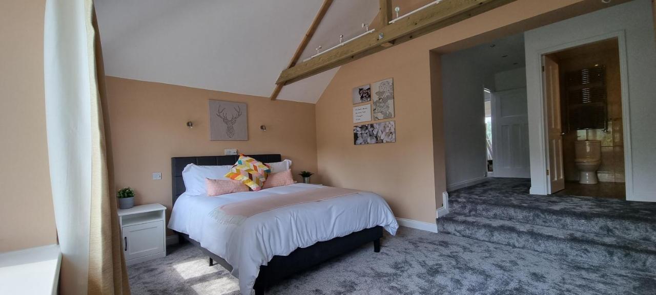 Walnut Tree View Villa อ็อกซ์ฟอร์ด ภายนอก รูปภาพ