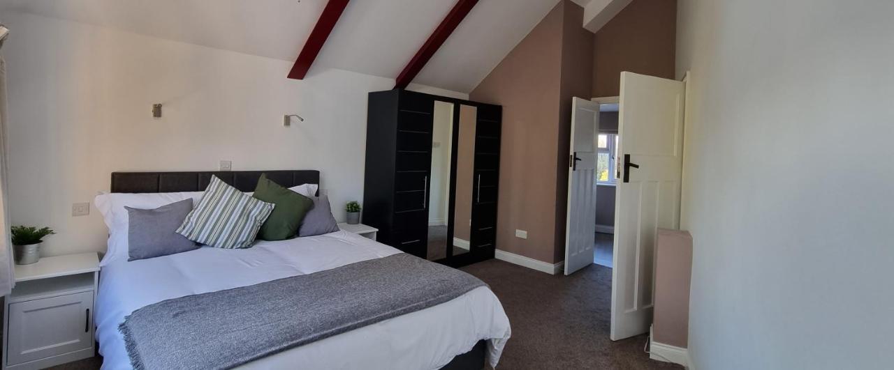 Walnut Tree View Villa อ็อกซ์ฟอร์ด ภายนอก รูปภาพ